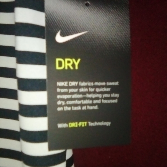 NIKE GOLF Dri-Fit Shirt - Picture 5 of 8